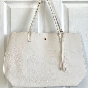 Women’s Tote Bag. White.